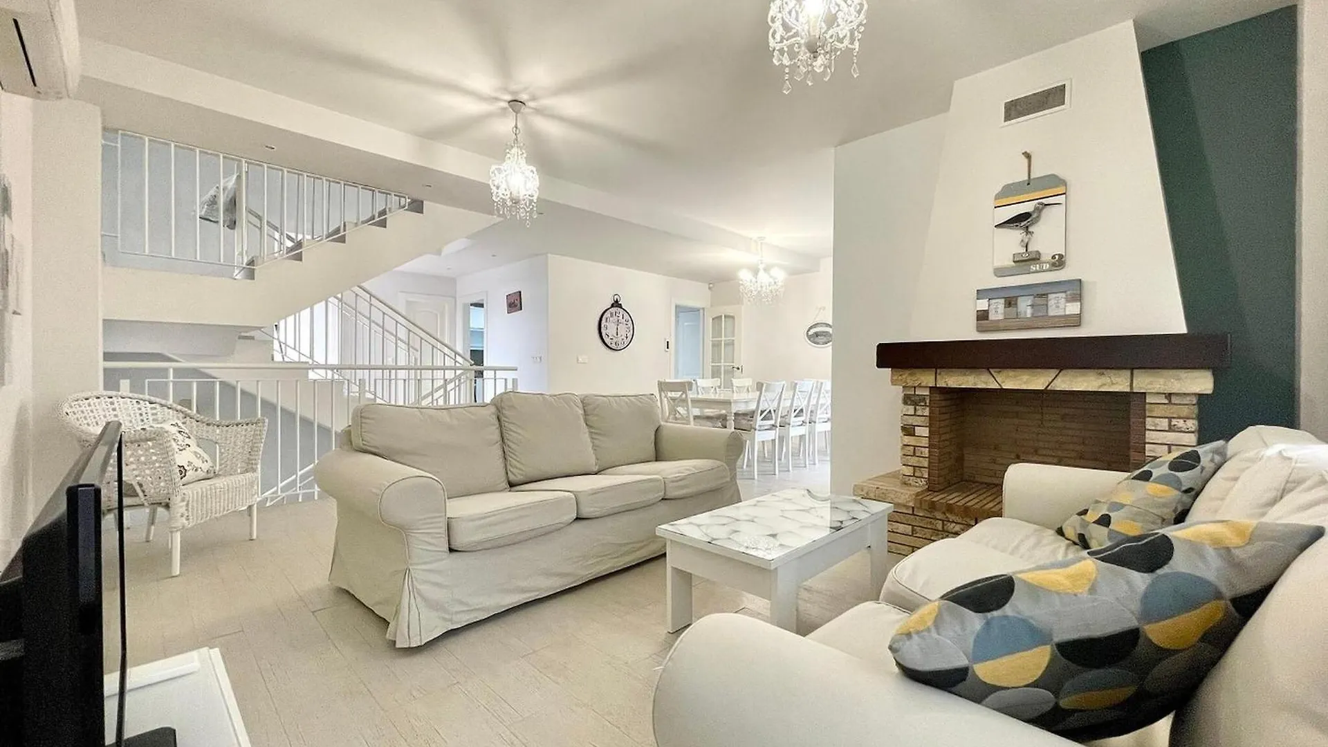 Belvilla By Oyo Villa Playa & Golf Ii, Cleaning Included Motril
